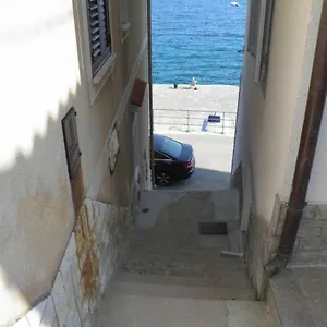 Petra Apartment Mošćenička Draga